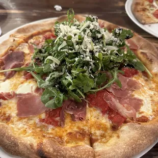 Prosciutto and Arugula Pizza