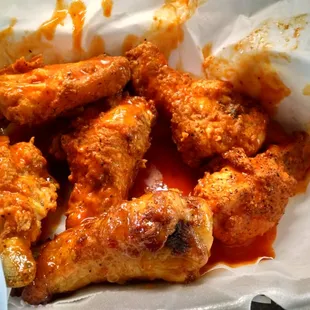 6 Jumbo Buffalo Wings.
