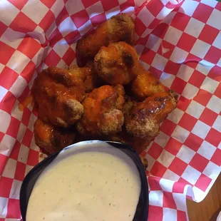 Boneless winds with mild sauce