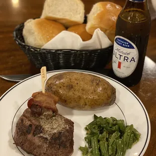 Filet, baked potato and green beans