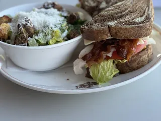 Cafe 44