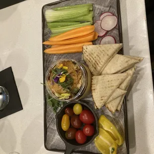 Excellent hummus platter - far exceeded expectations!