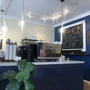 Pickup this side of counter