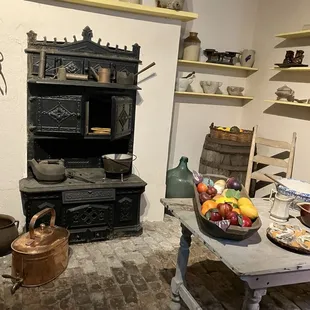 1850 House Museum
