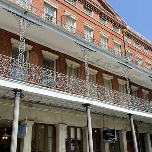 The 1850 House entrance from Jackson Square