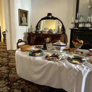 Dining room (2nd floor) of the 1850 House decorated for Mardi Grad
