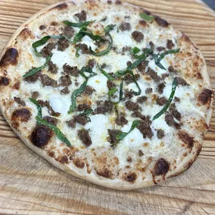 White Pizza w/ Xtra Italian Sausge