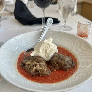 Meatballs with ricotta