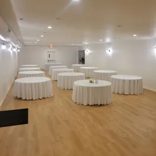 1,600 sq ft banquet hall