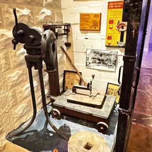 a machine used to make doughnuts