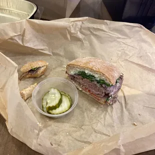 steak sandwich with pickles