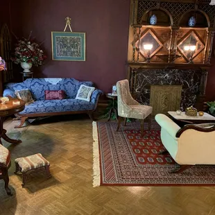 Front sitting room