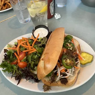 Pulled Pork Banh Mi