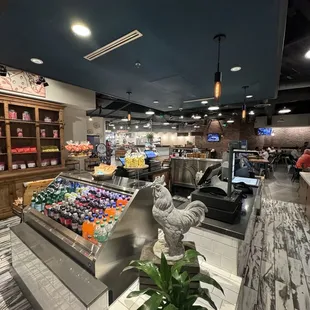 sushi and sashimi, interior