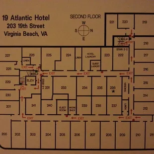Hotel room layout. Avoid all rooms in the middle as they do not have windows nor ventilation.