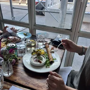 The Mushroom Cigars were absolutely amazing! The hummus served with it tasted wonderful .