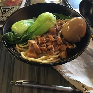 Minced Pork over Dry Noodle