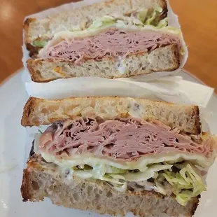 Mortadella sandwich