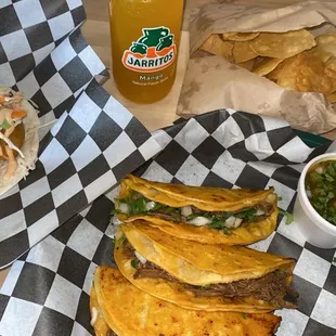 5 stars all around here!