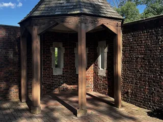 Pinecroft Mansion