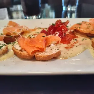 Smoked Salmon Crustini