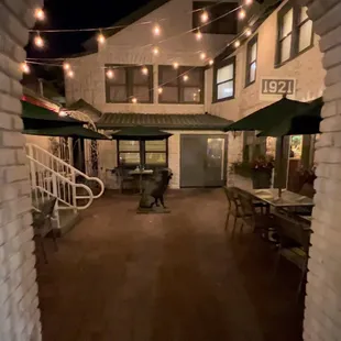 The amazing courtyard