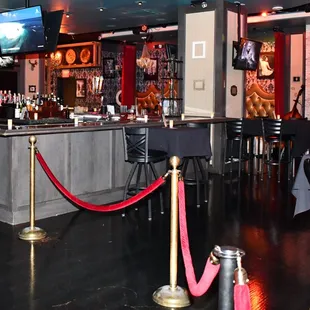 Bar &amp; Lounge Area