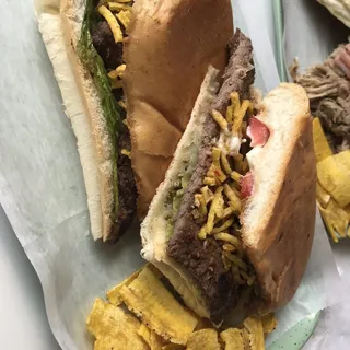 Pan Con Bistec
