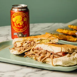 food, sandwiches