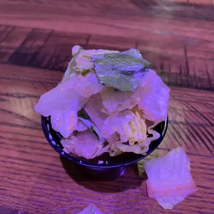 I had to pull out the brown lettuce from my salad.