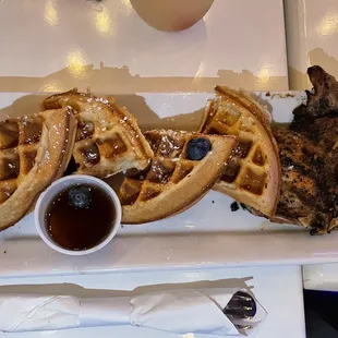 Waffles w/ pork chops