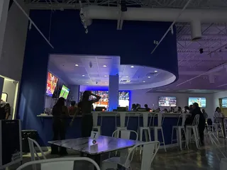 Swigzz Restaurant And Lounge