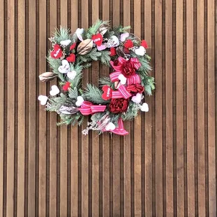 From door flower reef