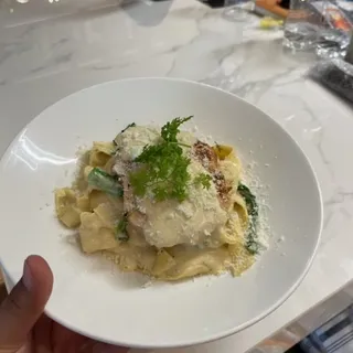 Fettuccine Alfredo