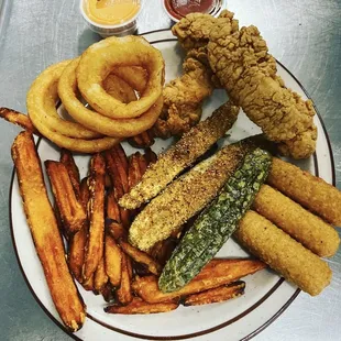 The appetizer sampler -if you don't know what you want.