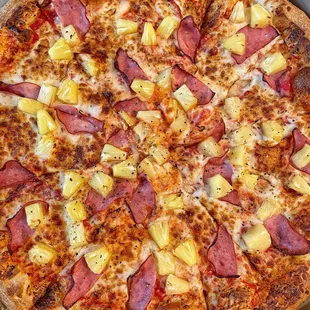 Large Ham &amp; Pineapple pizza