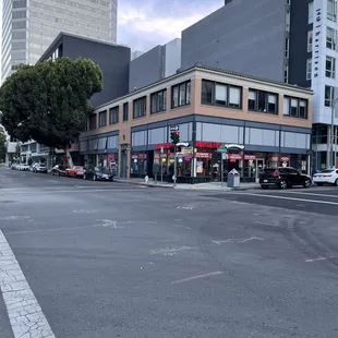 I couldn't find 19th street station bar , then I found !