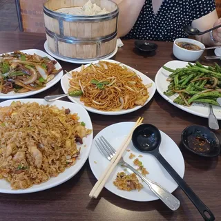 CM3. Chicken Chow Mein