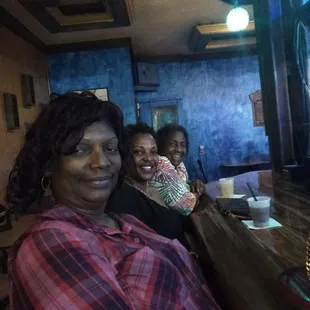 Xmas Holiday Family Time @ 1st St. Lounge.