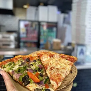 Vegetable Slice Regular Cheese Pizza Slice