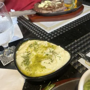 Mashed potatoes