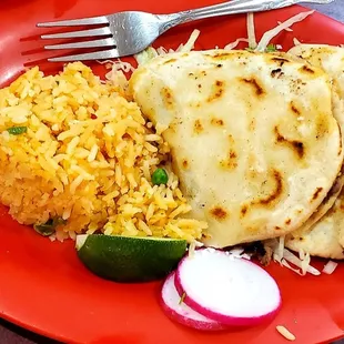 Carne asada gordita plate