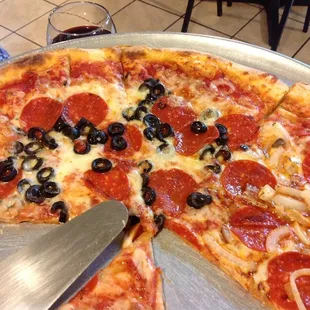 Pepperoni w black olive/onion...sorry we were hungry