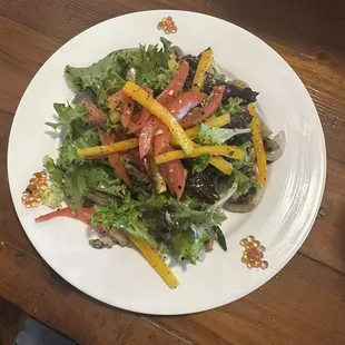 Vegan custom-made salad with vegan balsamic "caviar"