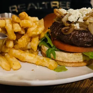 Tuskers Burger
