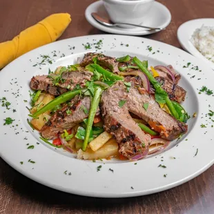 Lomo saltado
