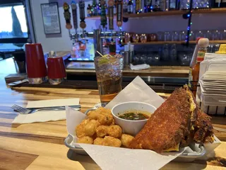 Papa’s Public House