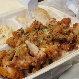 Garlic chicken with gravy; delicious.
