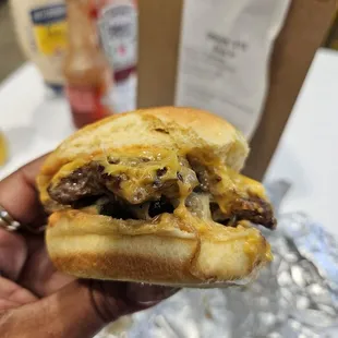 Cheeseburger