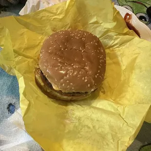 Avocado cheeseburger